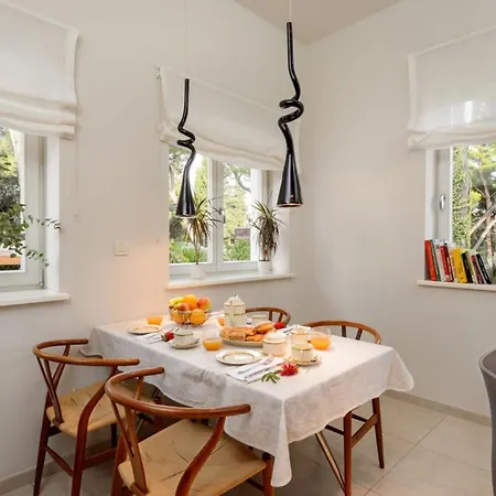 Castello Split: Luxury Seafront With Private Pool And