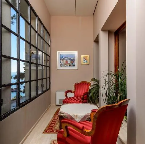 ヴィラ Luxury Seafront Castello With Heated Pool, Jacuzzi And Sauna At The In