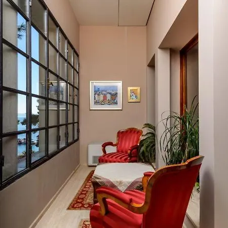 Villa Castello Split: Luxury Seafront With Private Pool And