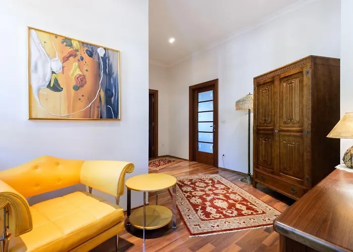 Luxury Seafront Castello With Heated Pool, Jacuzzi And Sauna At The In *