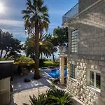 Luxury Seafront Castello Near Old Town With Private Pool 빌라 *