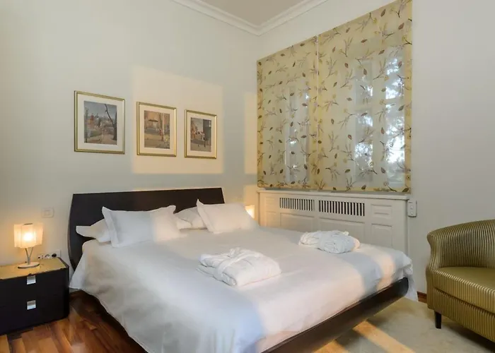 Luxury Seafront Castello With Heated Pool, Jacuzzi And Sauna At The In *