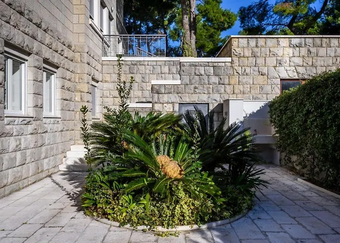 别墅 Luxury Seafront Castello With Heated Pool, Jacuzzi And Sauna At The In *